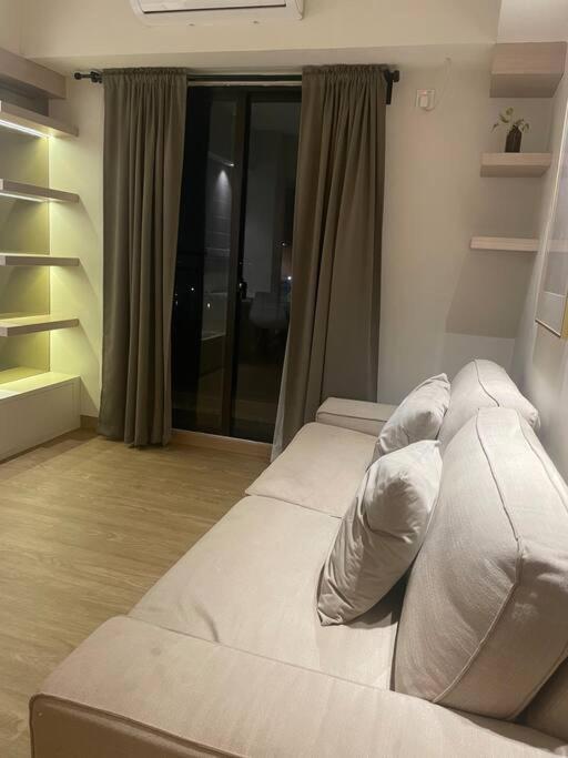 Cozy In With View Apartemen Cikarang